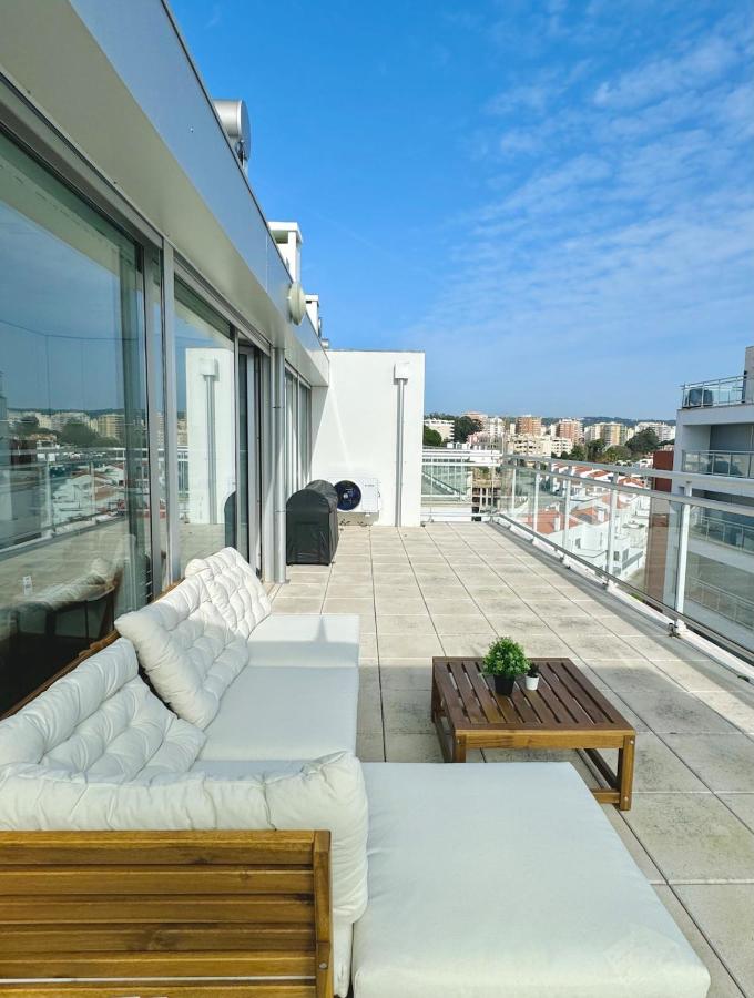 Studio with Huge RooftopTerrace - Free Parking - Bed and Breakfast Figueira da Foz