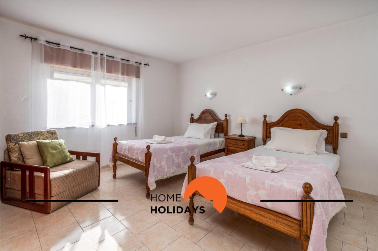 #260 Travessa do Mar E by Home Holidays - B&B
