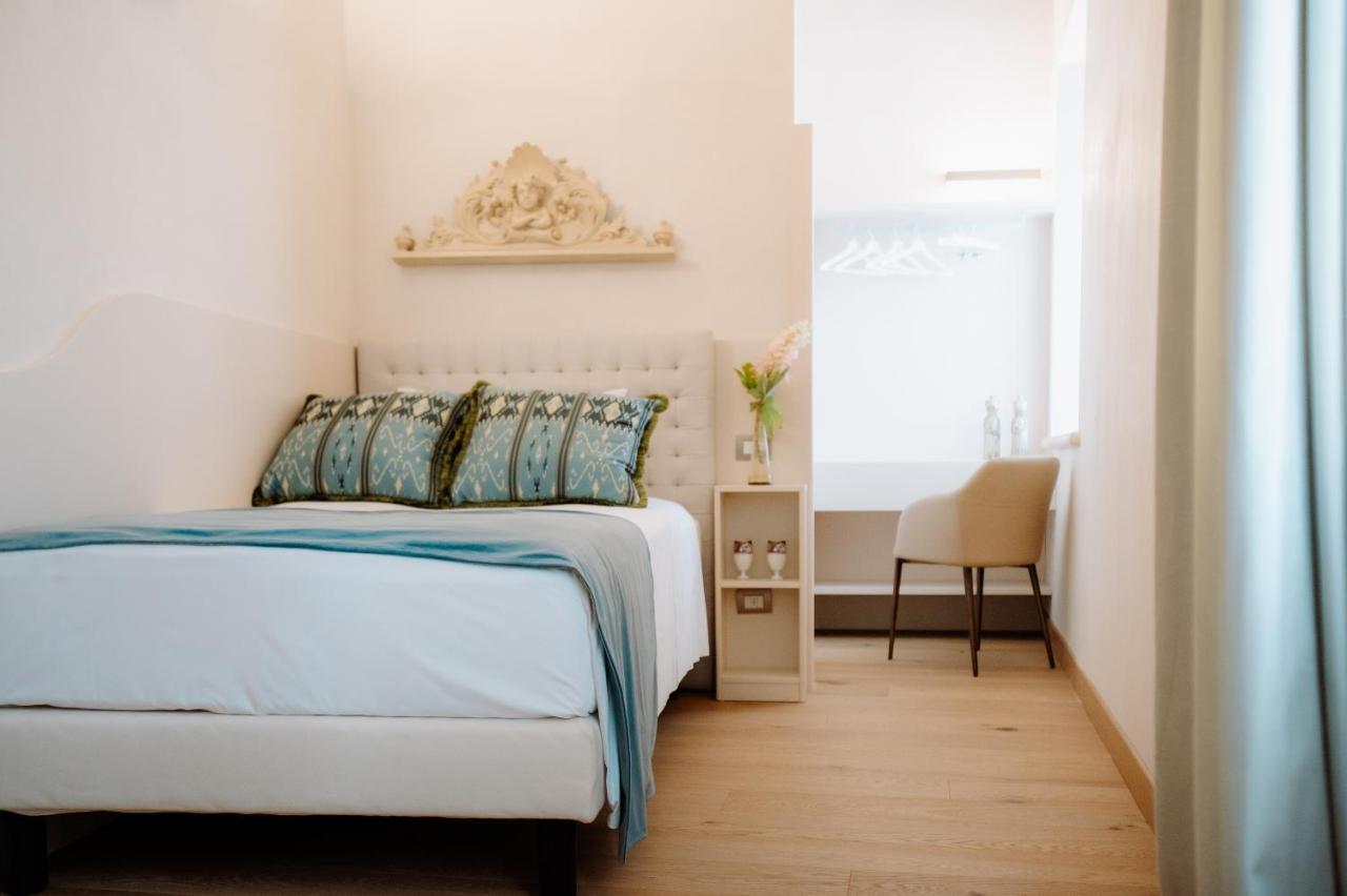 Single Room with Private Bathroom