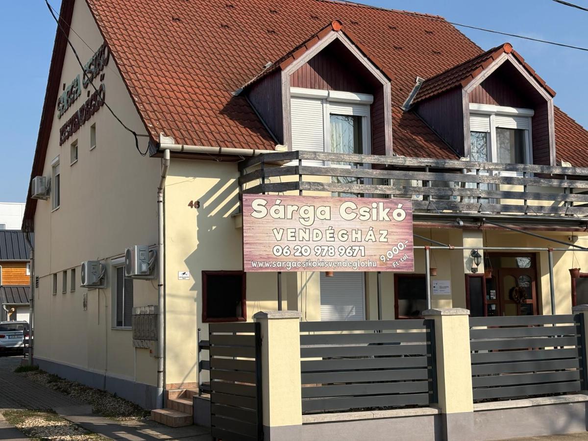Sárga Csikó vendégház - B&B