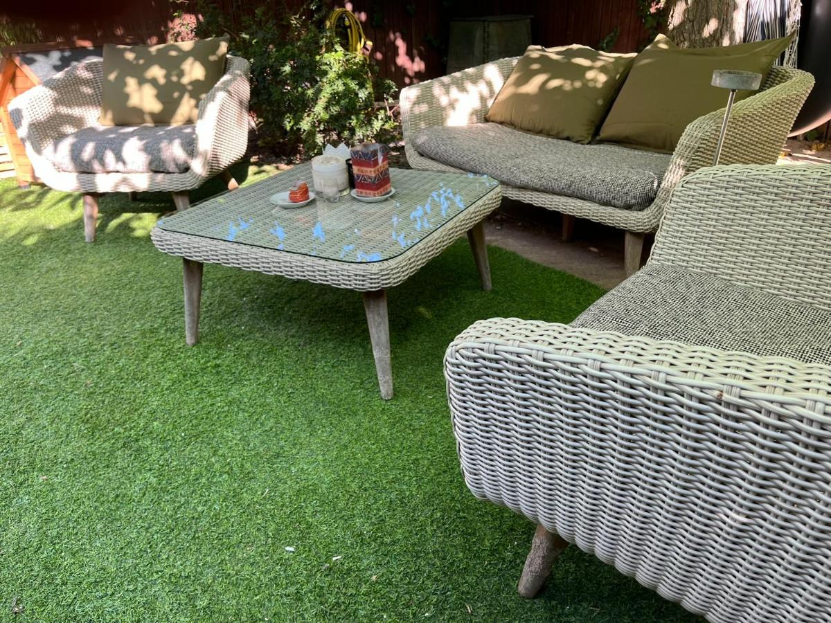 Lemon Tree GuestHouse - Ferienwohnung Tiana