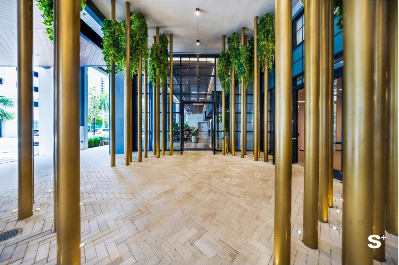 Skyline 1-BD Condo - City & Ocean View - B&B Miami