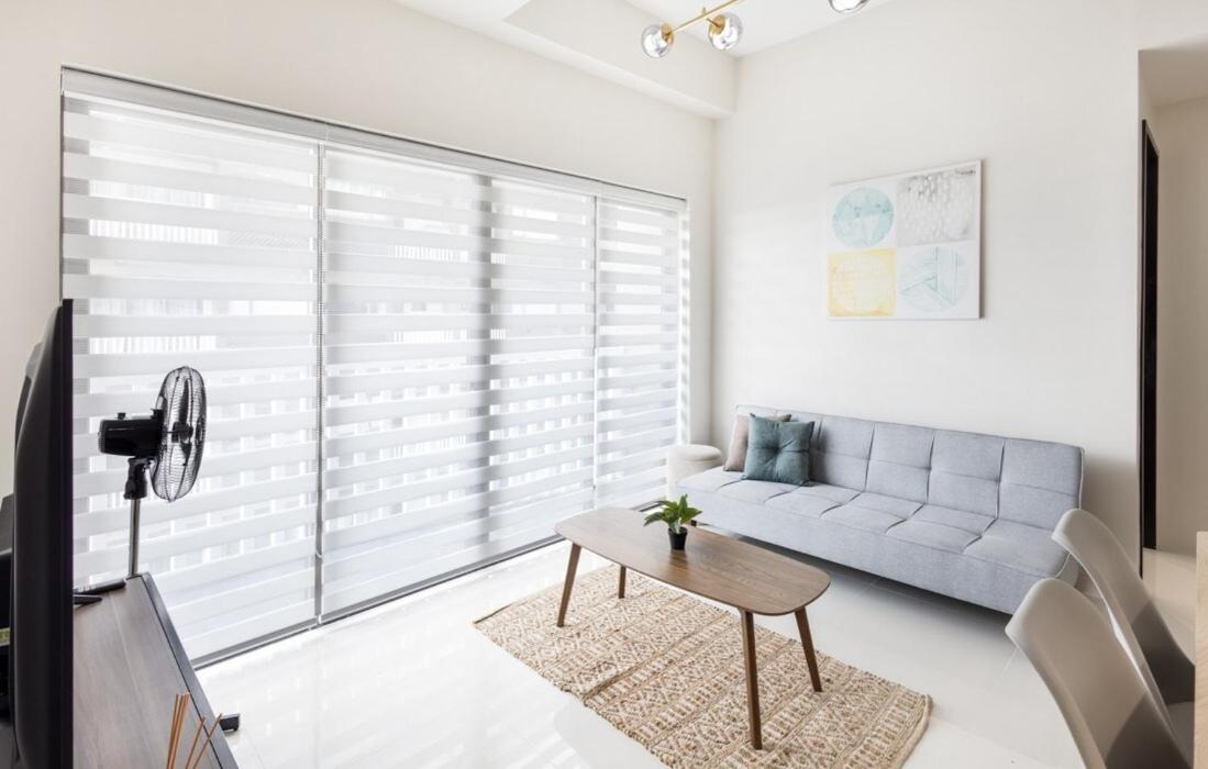Relaxing and Cozy 2 Bedroom with Balcony - Ferienwohnung