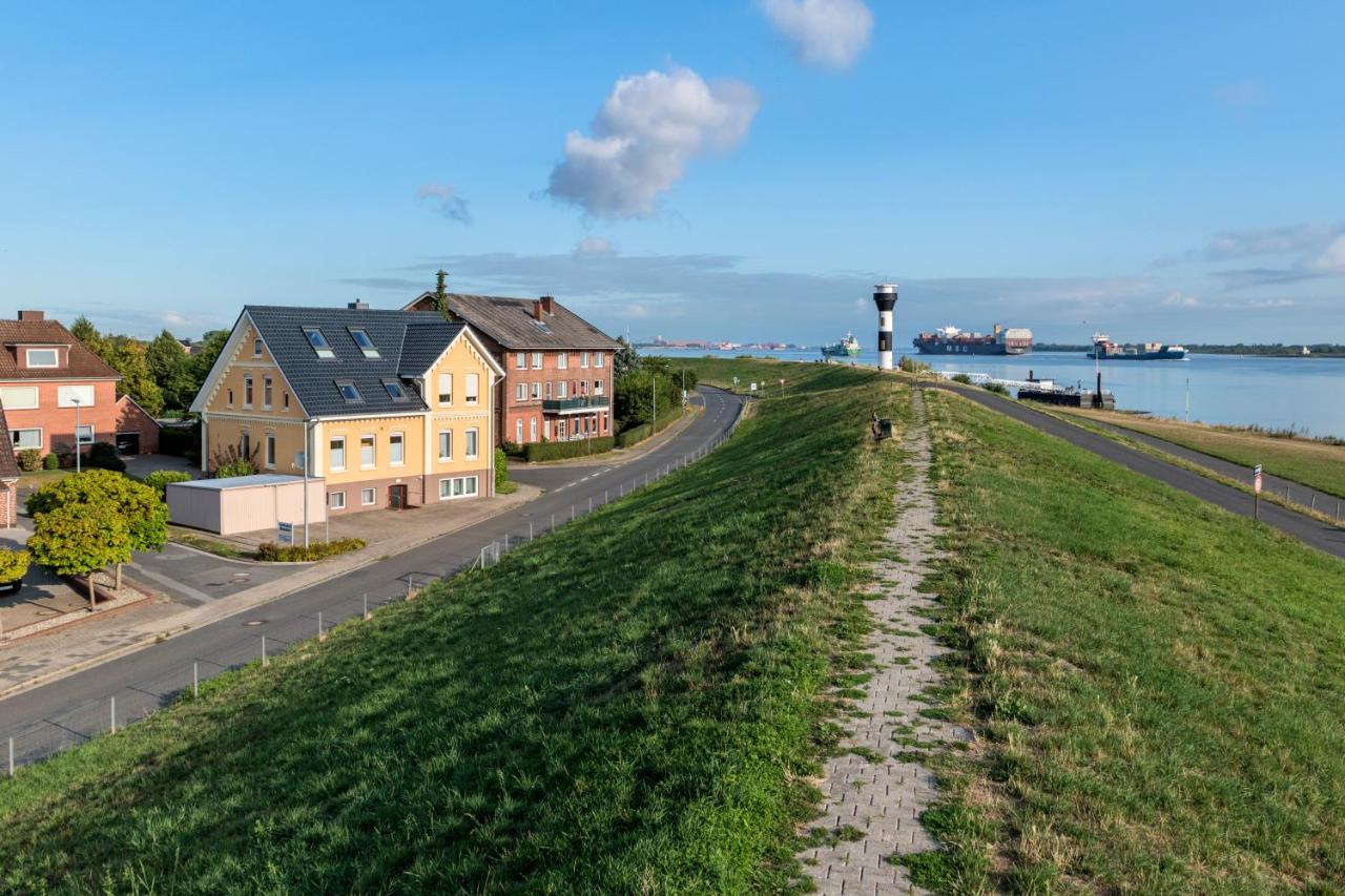 Moderne Fewo "Elbblick de luxe" direkt am Elbdeich bei Moldenhauer - B&B Twielenfleth
