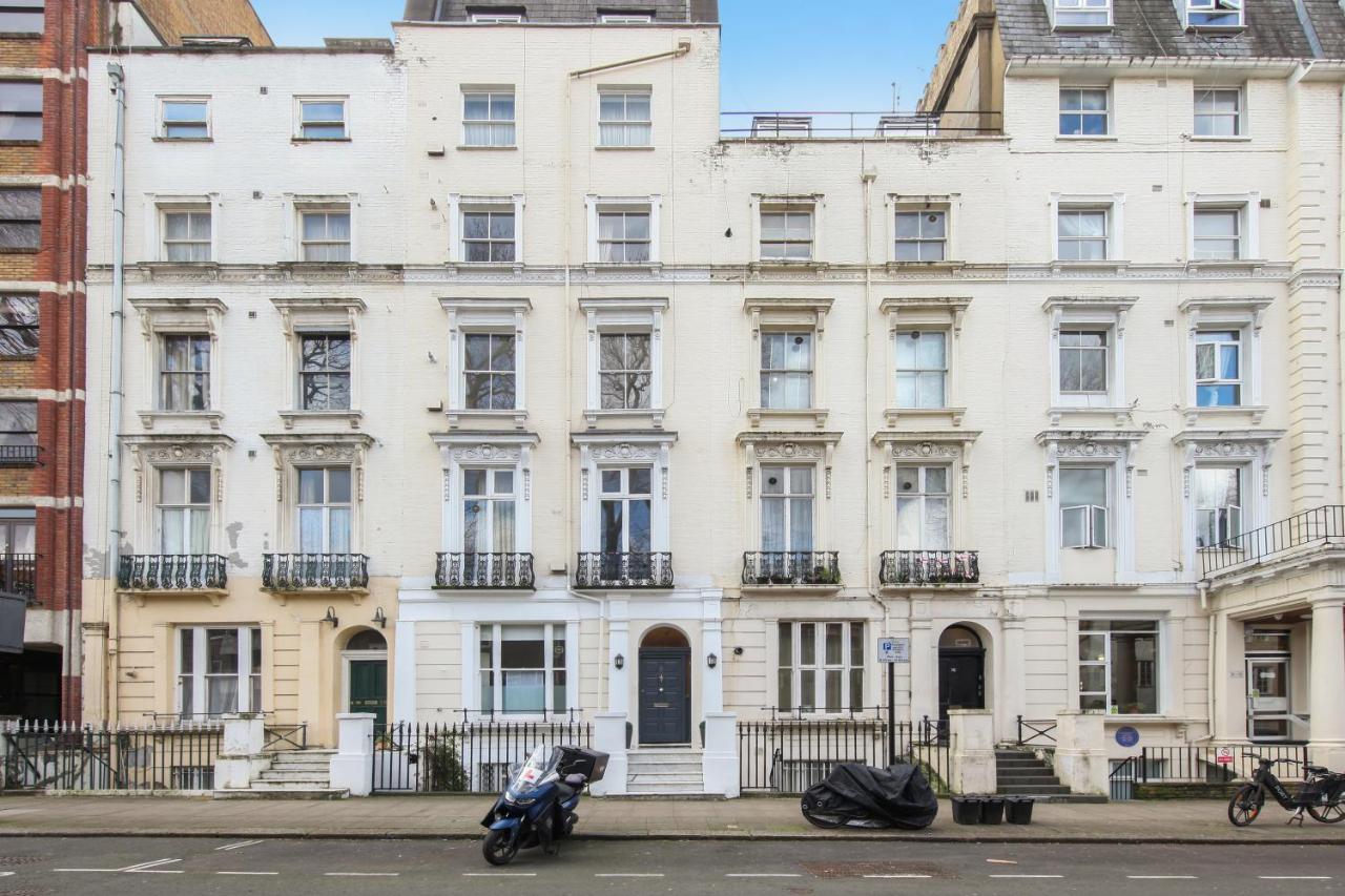 Chic 2BR Loft-Style Apartment in Queensway - Chambres d’hôtes Londres