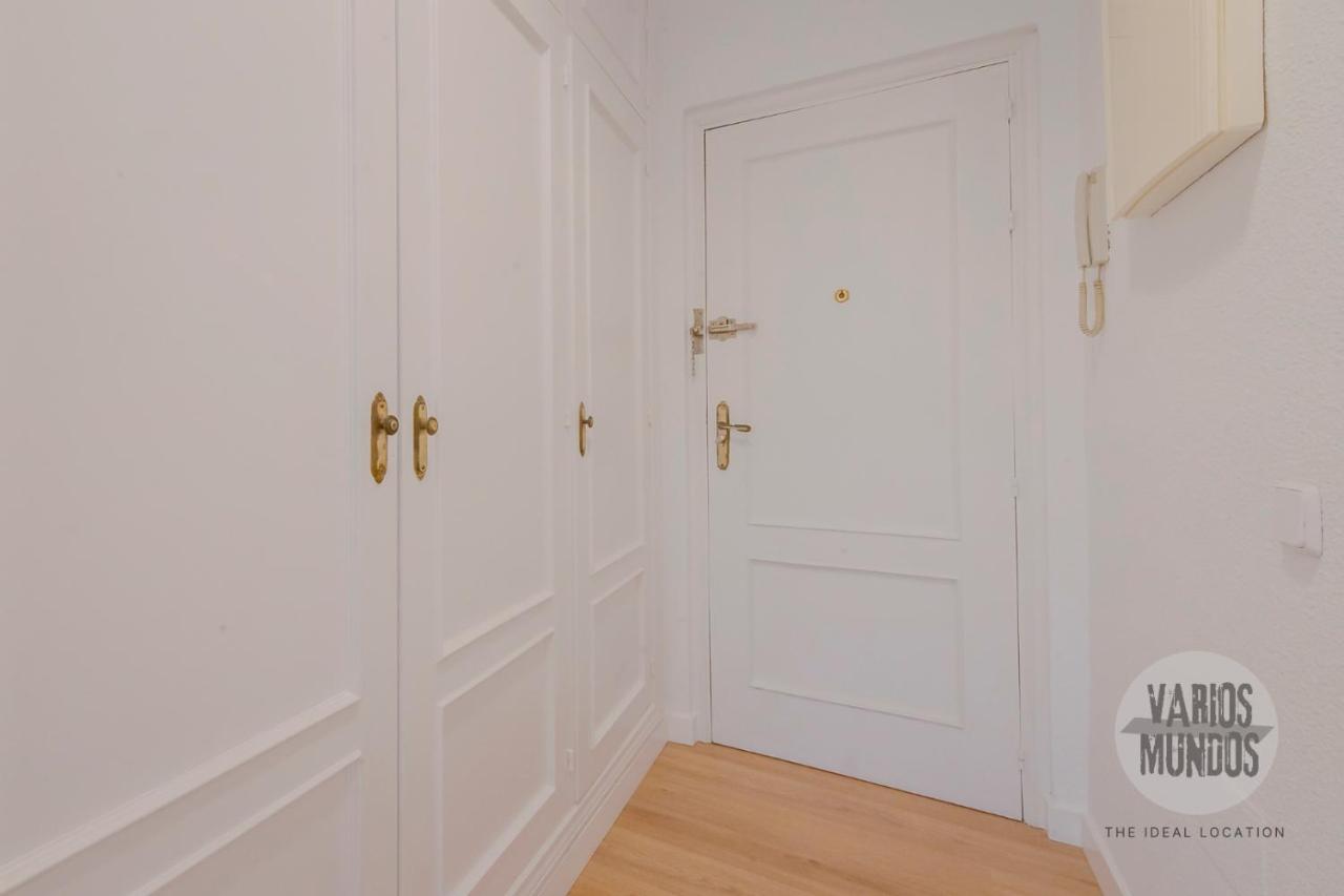 Madrid a tus pies para 4, Carretas 25 - B&B Madrid