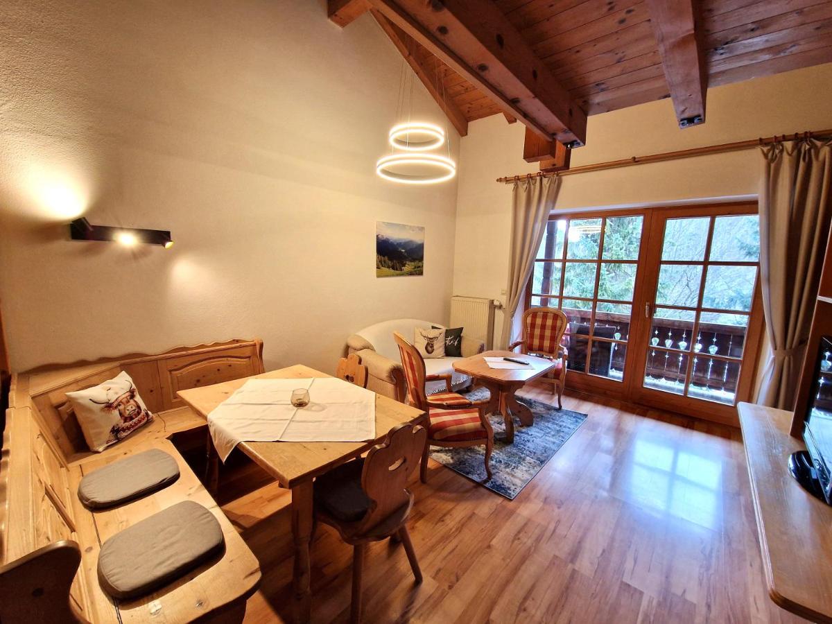 One-Bedroom Apartment with Balcony