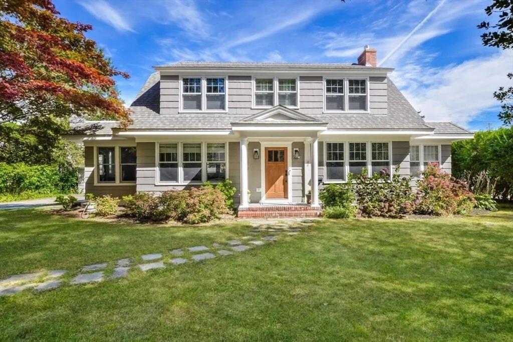 Cape Cod Coastal Escape - 6 min Bike to the Beach! - B&B