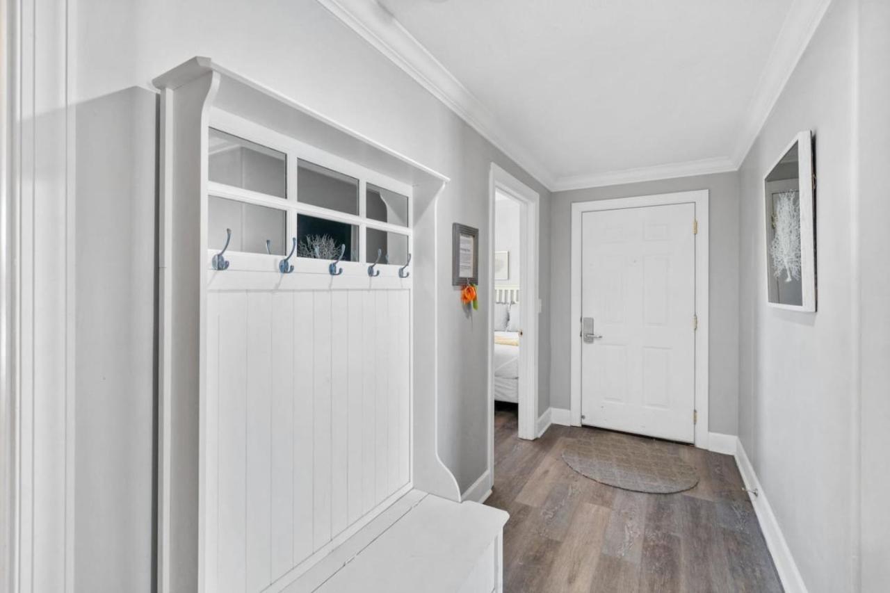 Family-Friendly 4BR Beachfront Retreat w/ Indoor & Outdoor Pools - Chambres d'hôtes Panama City Beach