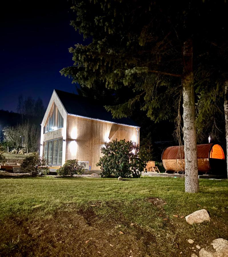 Domek 510 m npm z jaccuzi i sauna - B&B Miłków