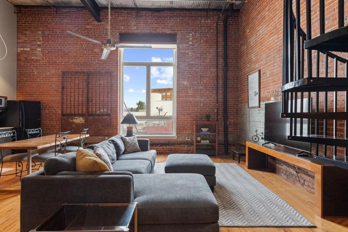 Industrial Modern Loft in Downtown Lafayette - Ferienwohnung Lafayette