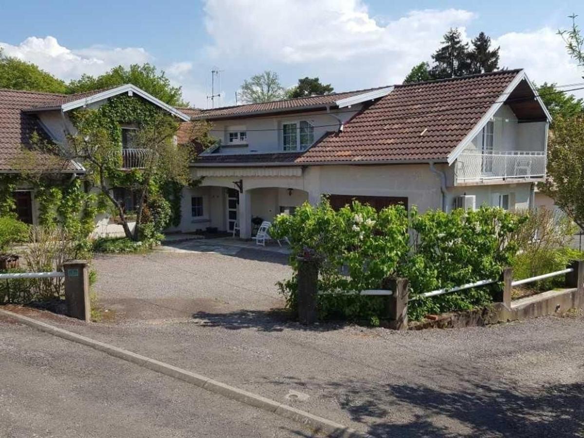 Grande Maison Familiale Rénovée à Froideterre - FR-1-583-374 - B&B Froideterre