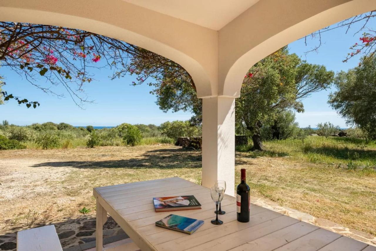 Lovely cottage with garden near Orosei - Chambres d'hôtes Cala Liberotto