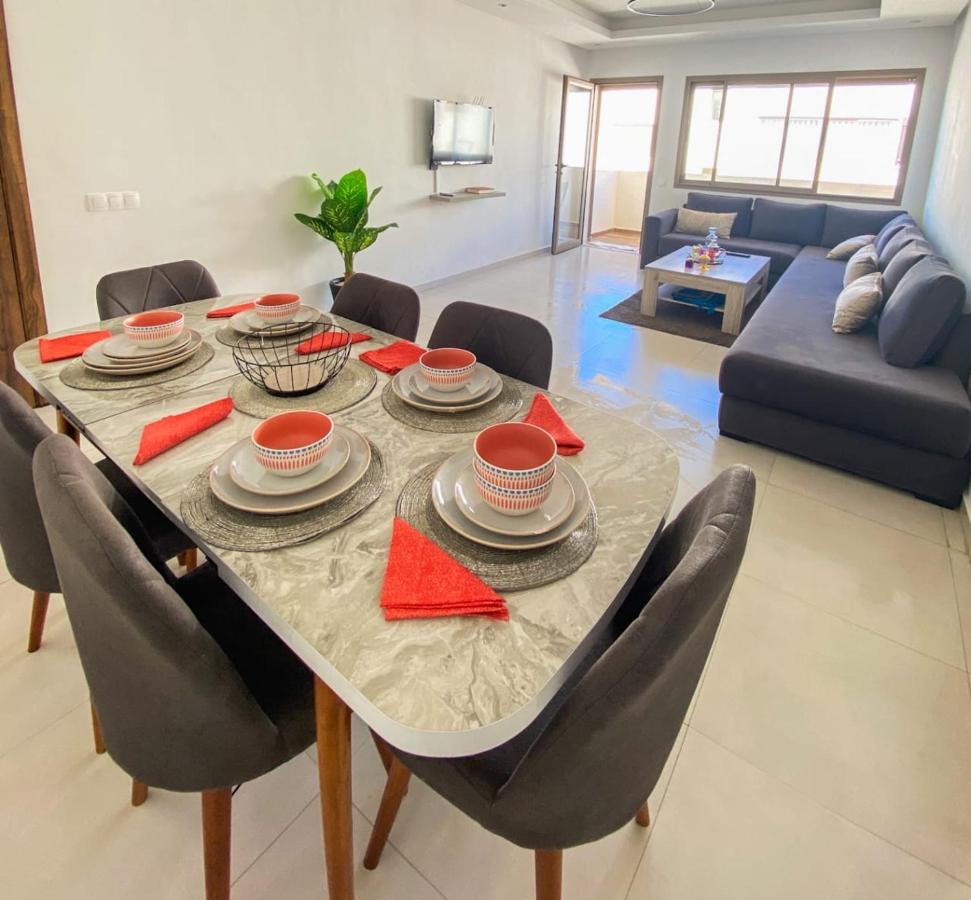 Appartement Haut Standing Vue Mer,à 5 minutes à pied de la Plage ! et Prés de Taghazout ! - Ferienwohnung