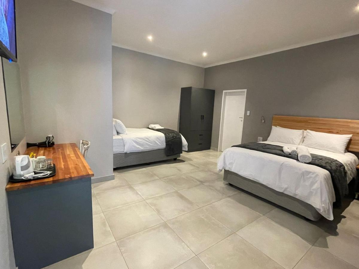 Triple Room with Bathroom