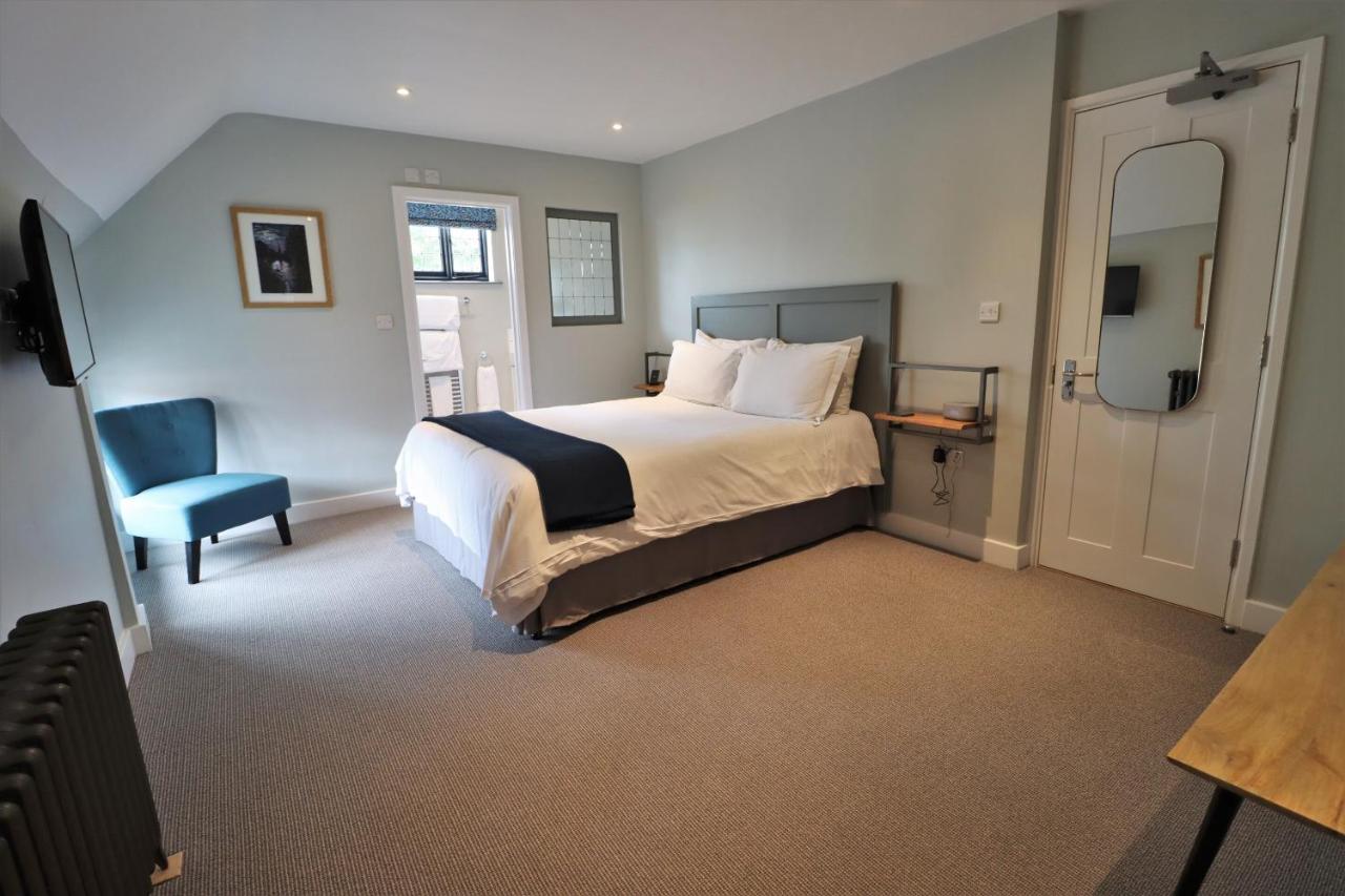 Deluxe Double Room with Shower