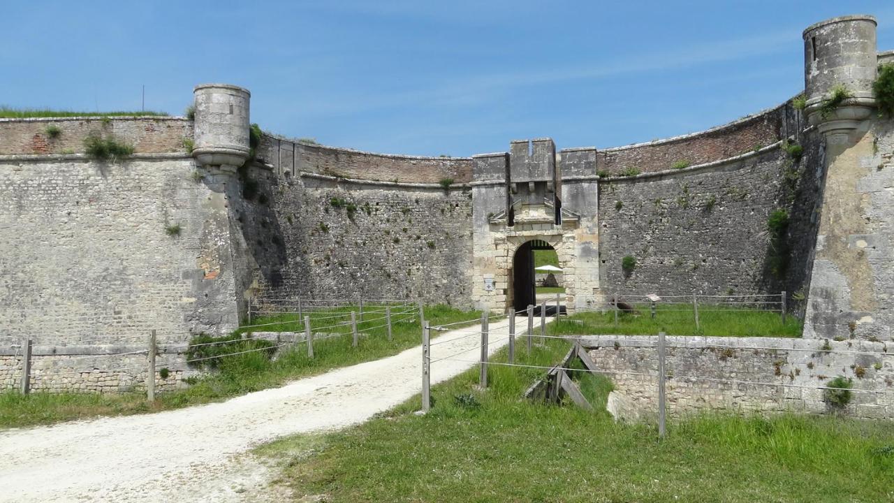Chambres au Fort la Prée - B&B