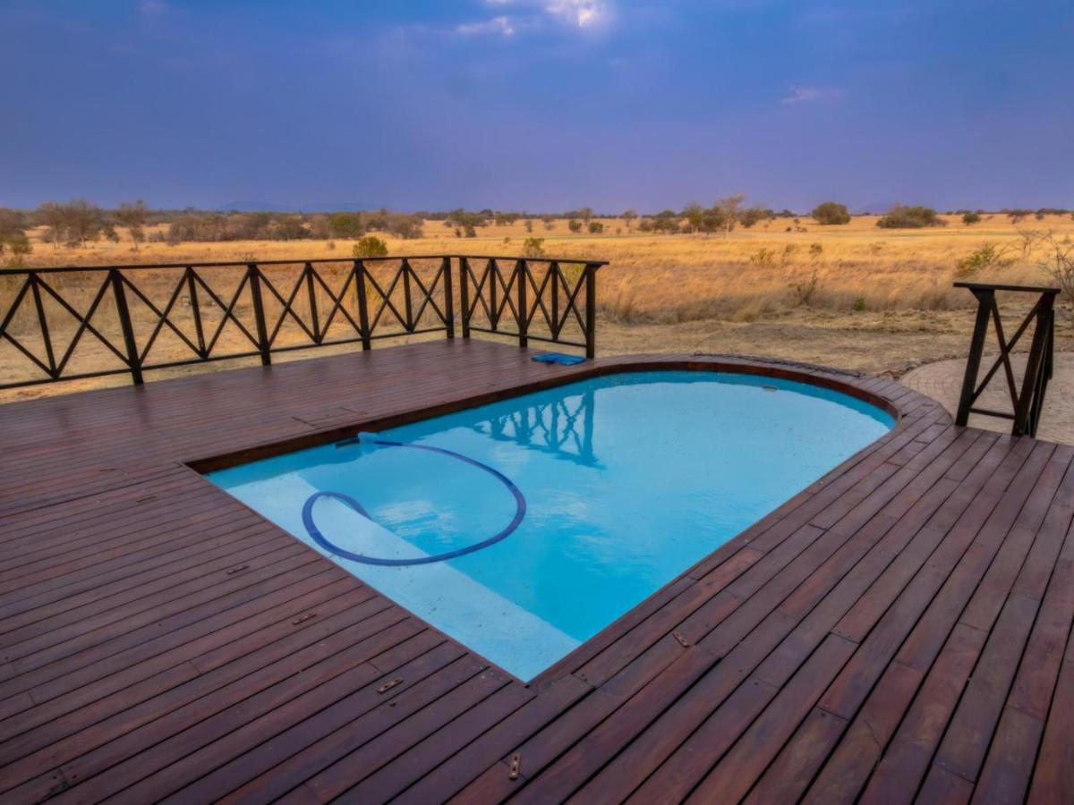 Zebula Golf and Wildlife Estate - Open Plains Pax 10 - Moi Signature Luxury villa - B&B