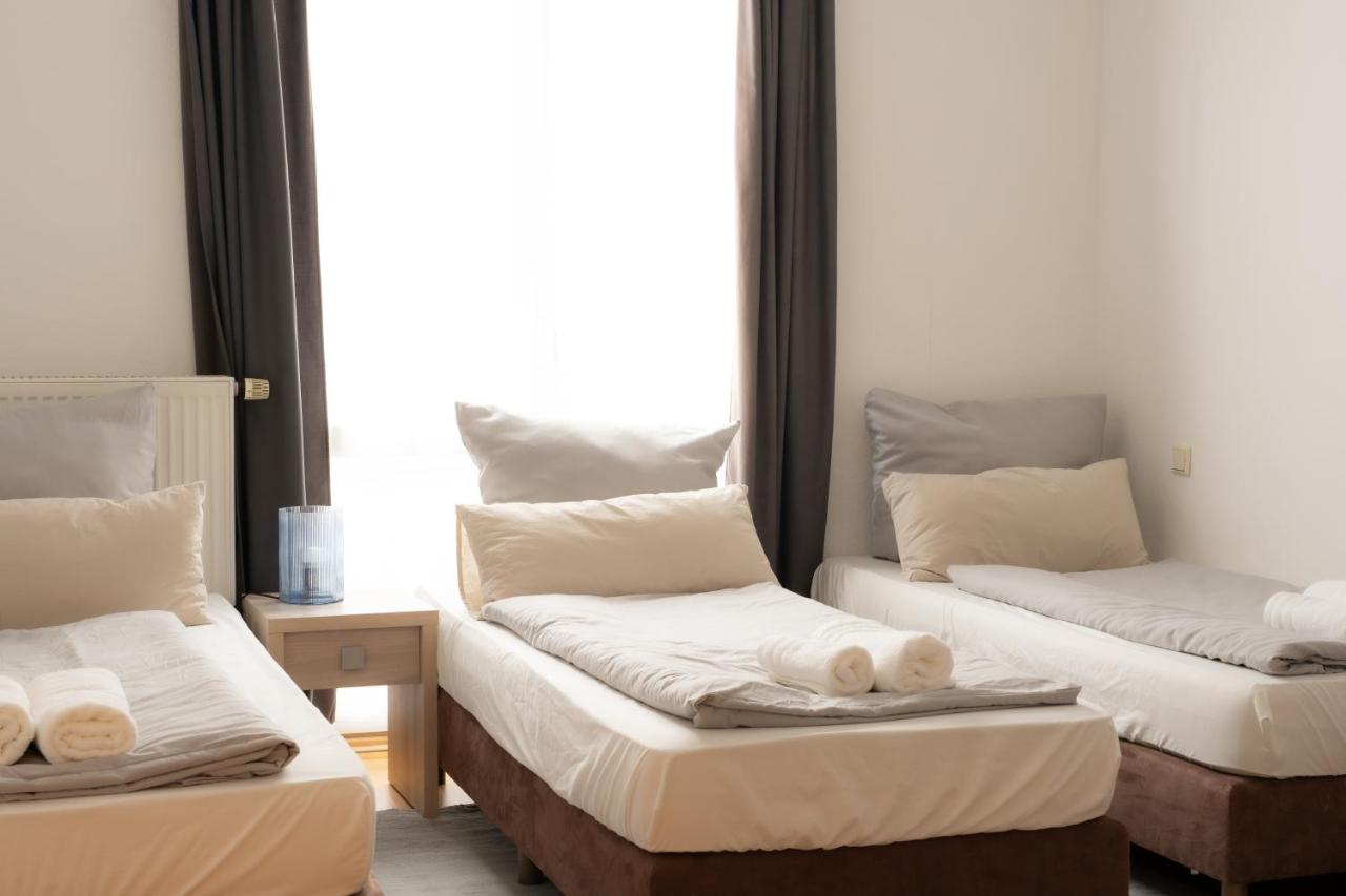 Appartamento con 2 Camere da Letto e Balcone