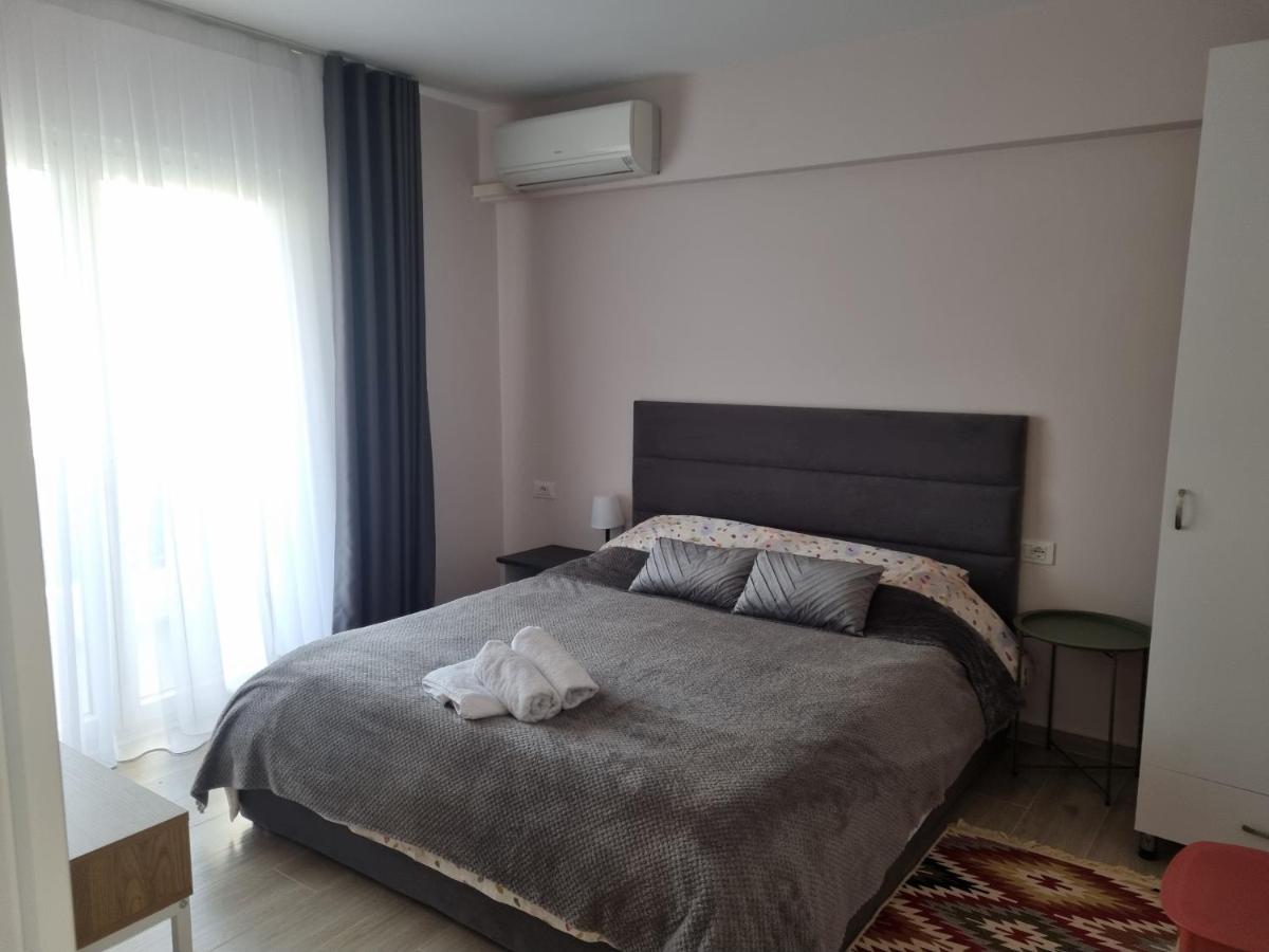 Mishel apartment Shkoder - B&B