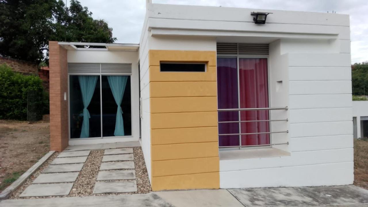 Casa Vacacional Para 10 personas - Bed and Breakfast Tocaima