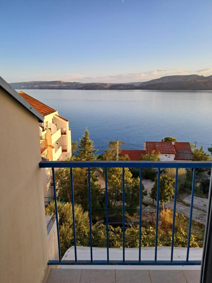 Apartman 98, free parking - Ferienwohnung Karlobag