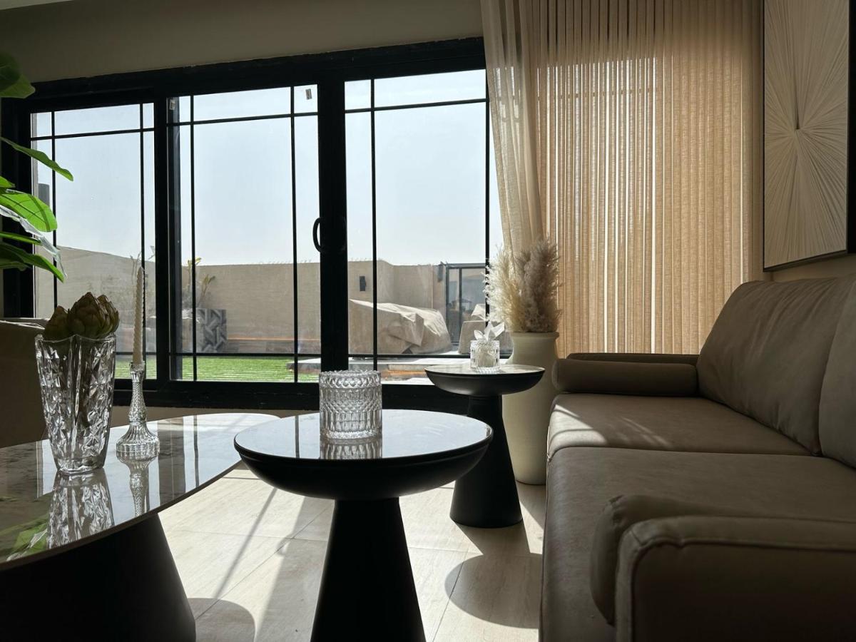 The Roof Top ذا رووف - B&B