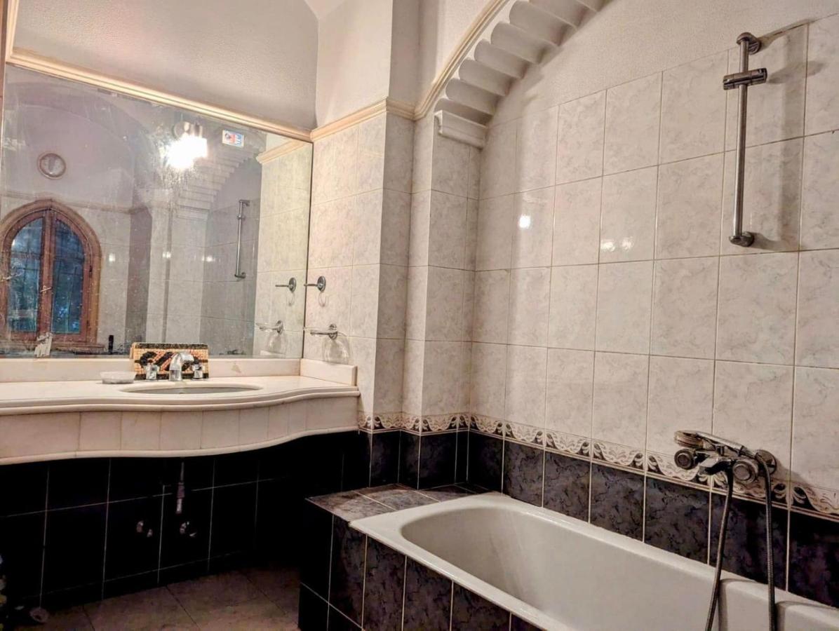 Standard Double Suite