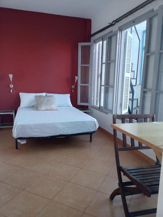 Doppelzimmer mit Balkon und Meerblick