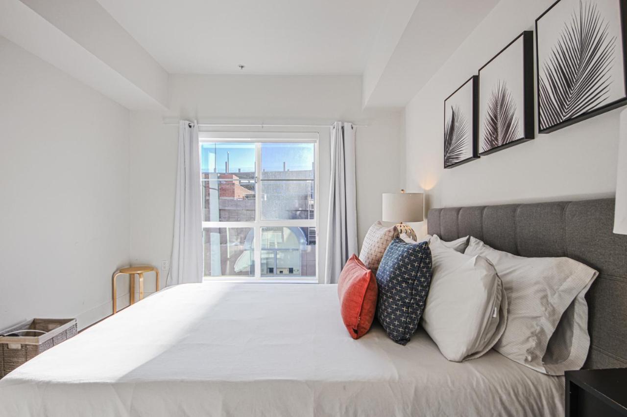 Outstanding 2BDR in SM- 5-15 mins to the beach! - Ferienwohnung