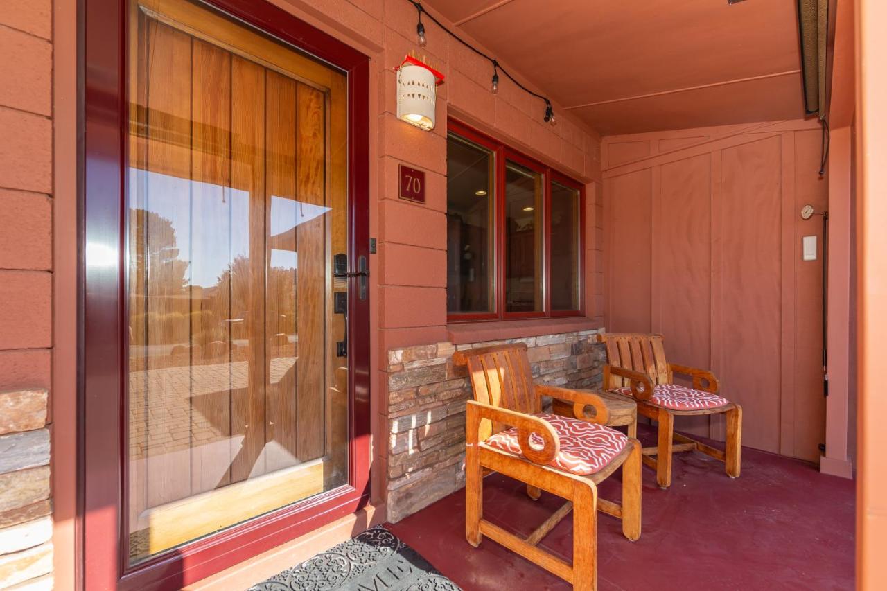 Spectacular House with 2 Master Suites in Sedona's High End Subdivision Living! - B&B Sedona