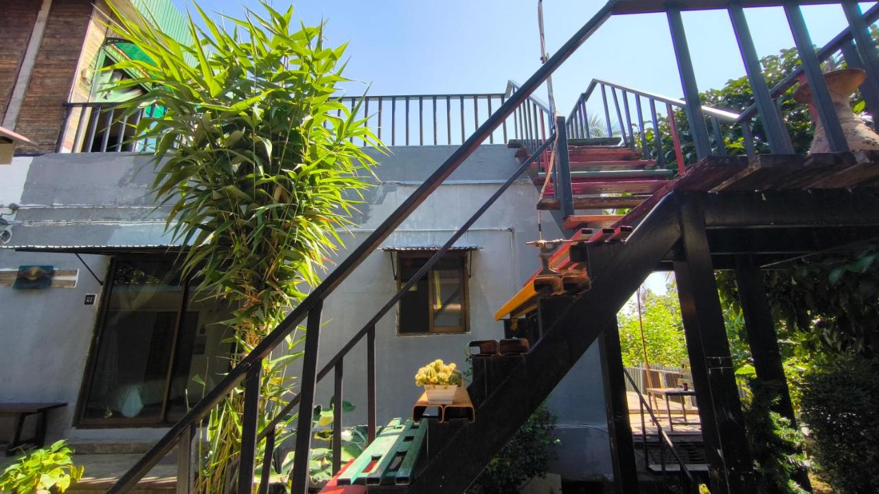 Baan Job Sangkhlaburi - B&B