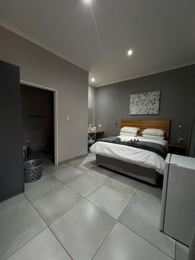 Deluxe Double Room with Bath