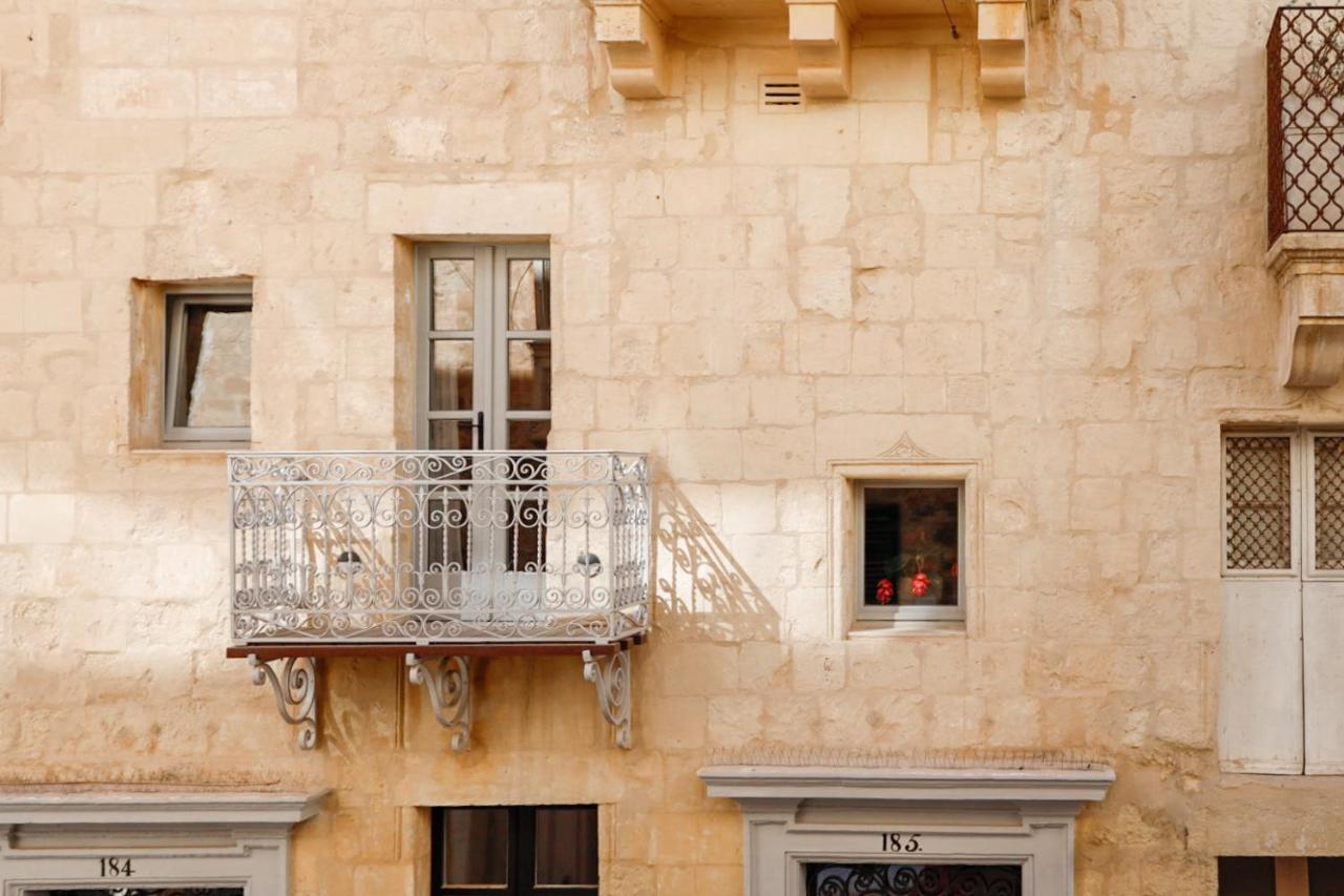 SCALA by Valletta Vintage - B&B La Valletta