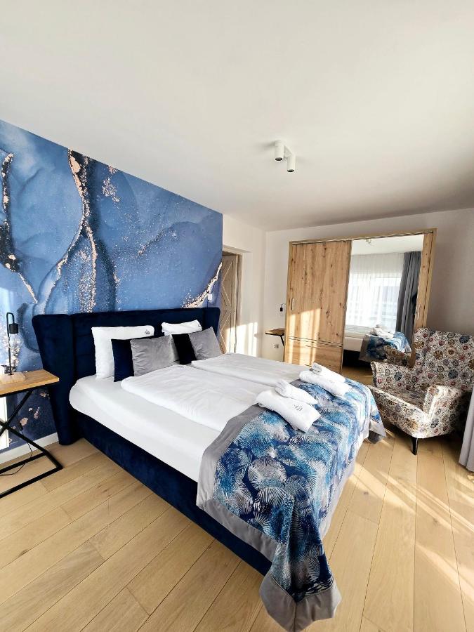 Apartamenty PRZYSTAŃ Chłopy - Chambres d’hôtes