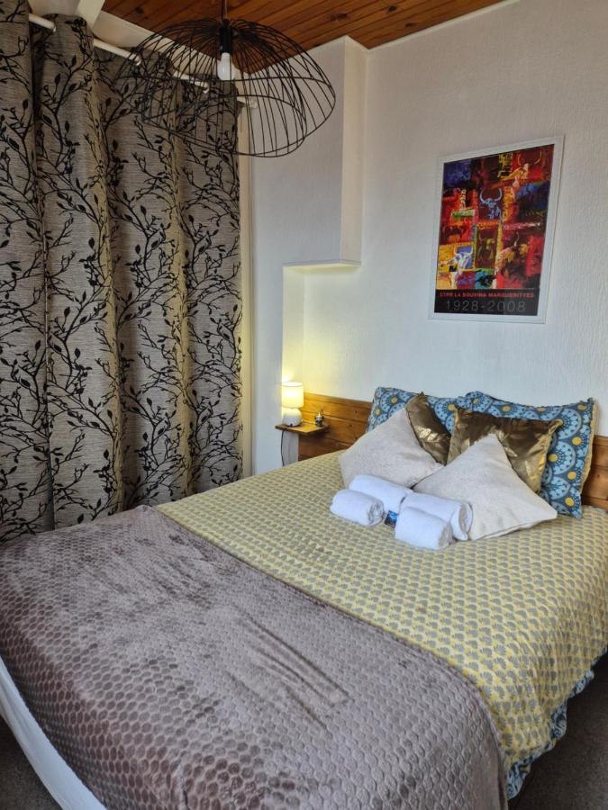 La Gleyzinière 3 - B&B