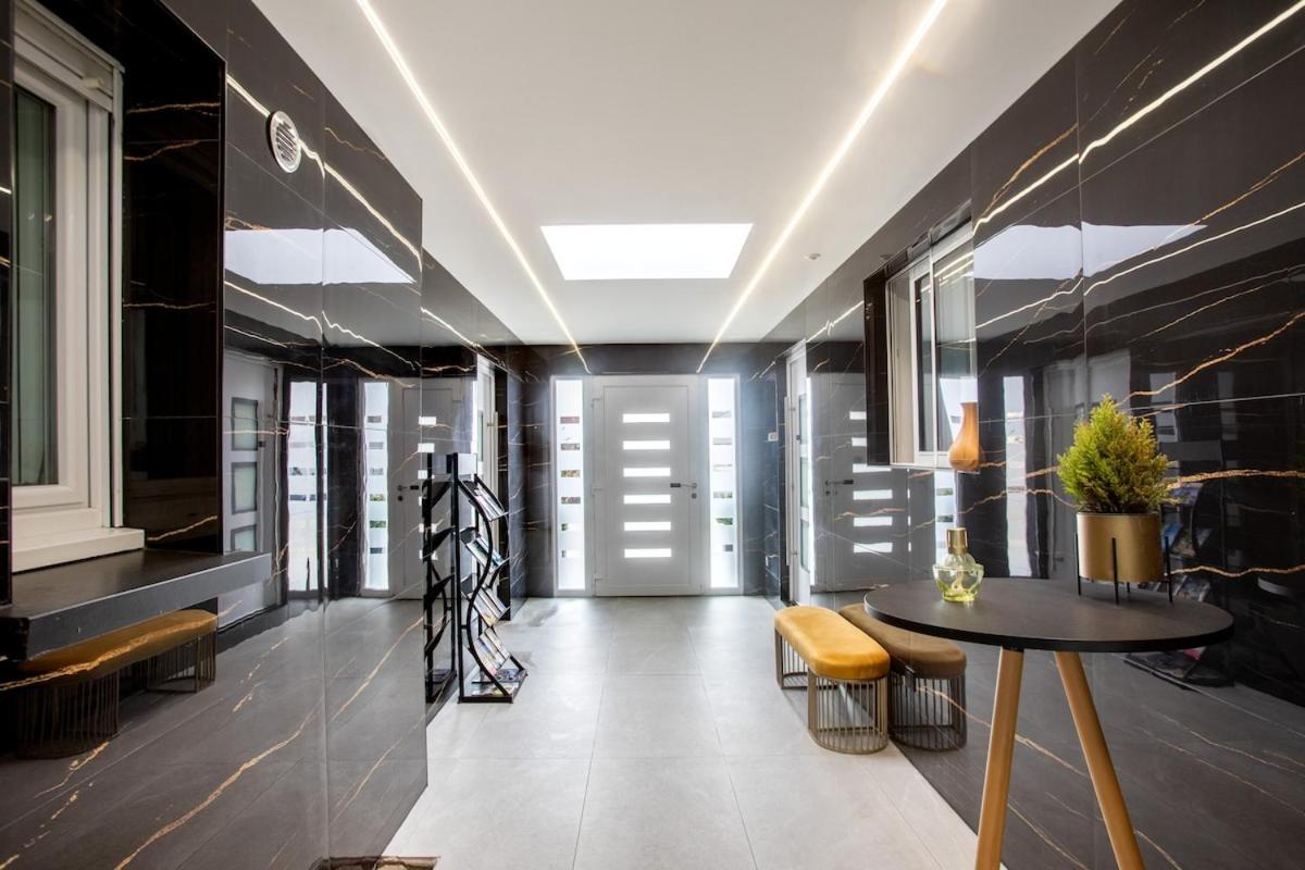 Eclipse SPA jeux Cinema Colmar - Ferienwohnung Muntzenheim