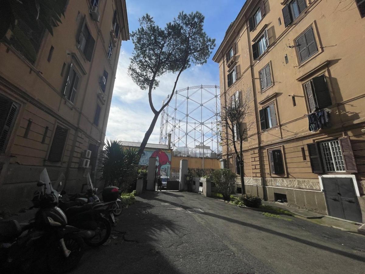 Theo's House in Rome Ostiense - B&B