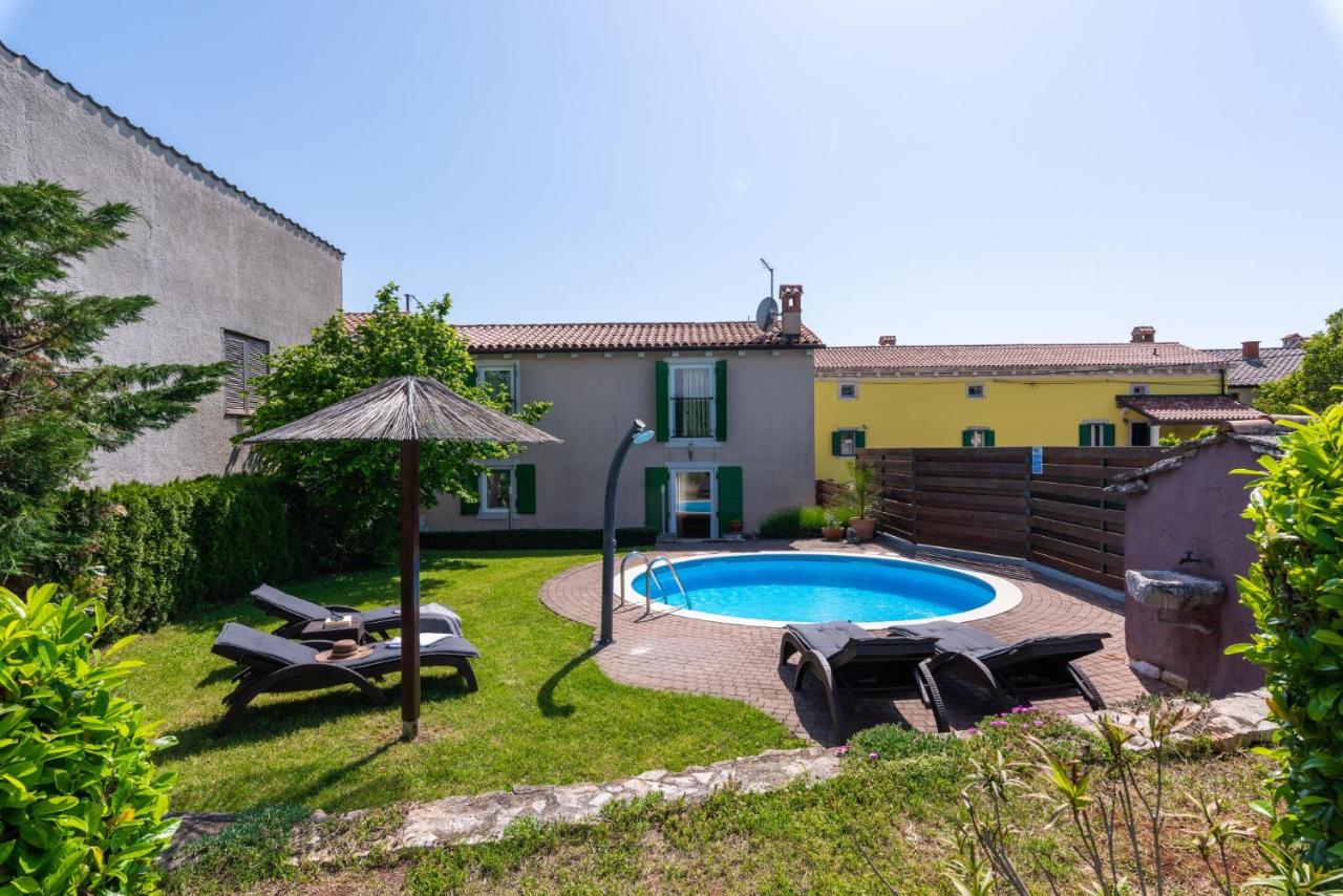 Casa Vito in Žužići - Haus für 4 Personen - B&B