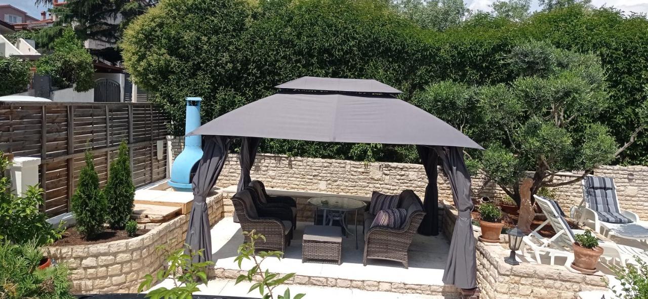Villa TINNO M - Ferienwohnung Pula