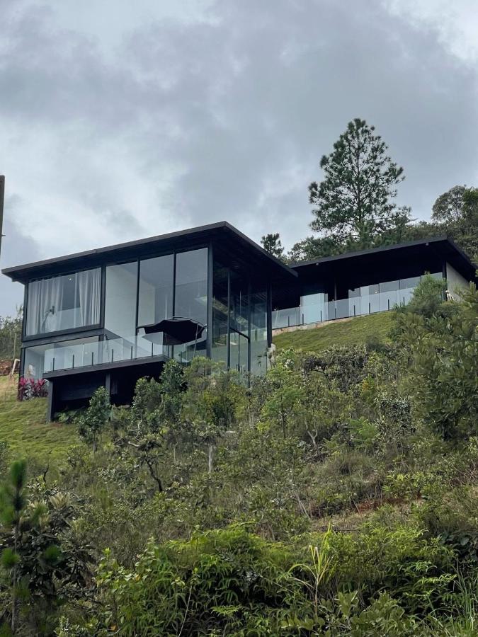 Casa Vilas Boas Macacos - B&B
