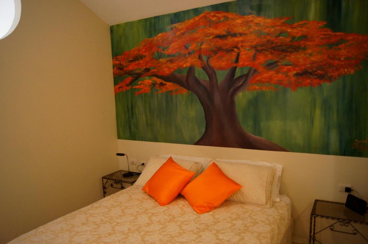 Deluxe Queen Suite
