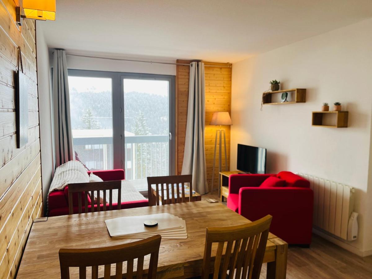 appartement petite ours flaine 2chambres avec wifi - B&B