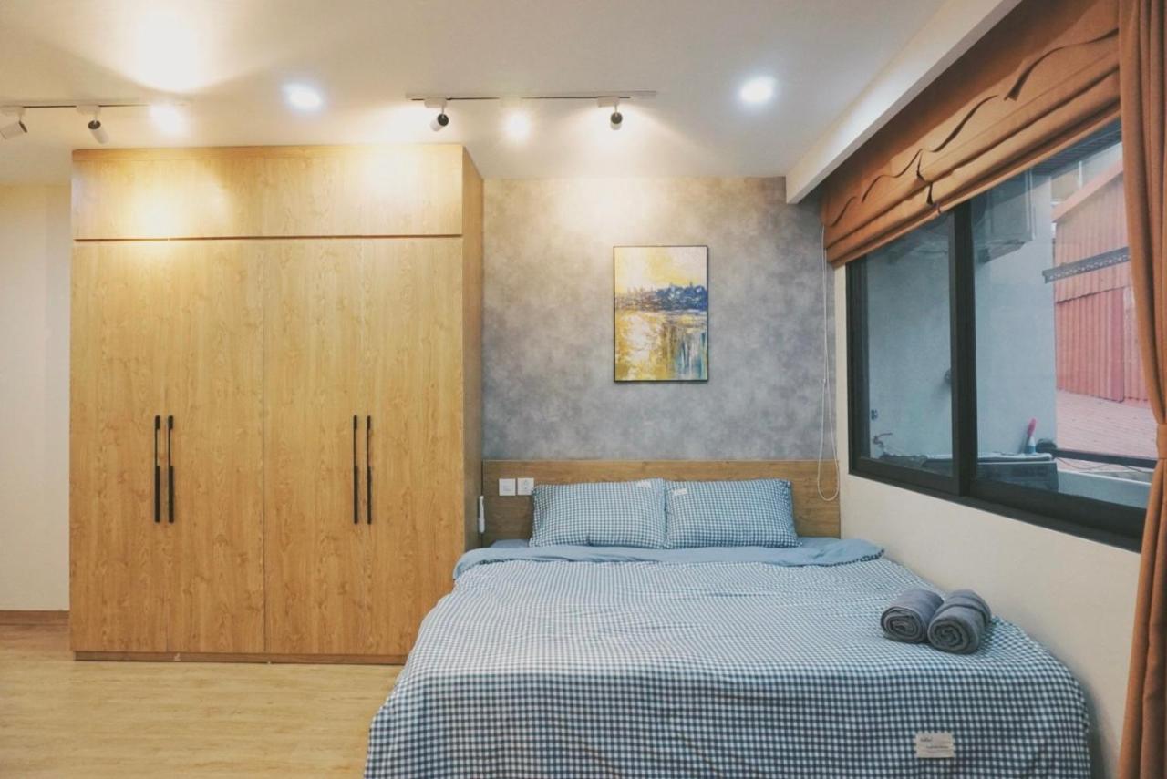 Studio Apartment with Balcony