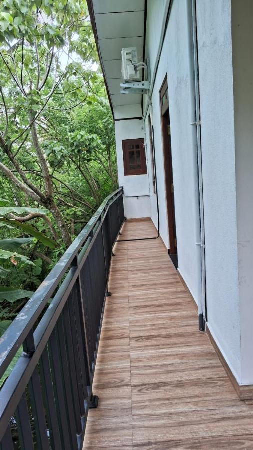 Rathna Villa - Bed and Breakfast