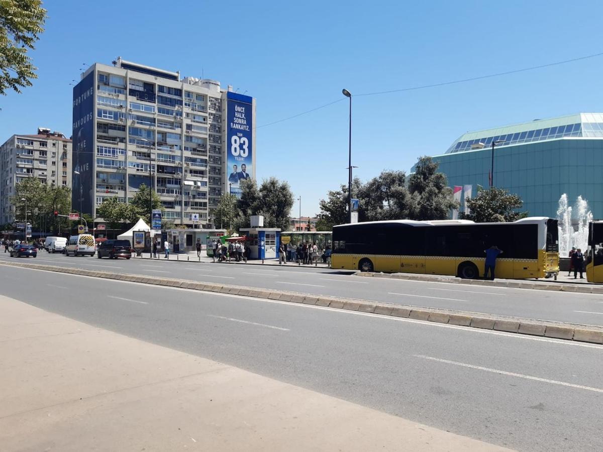 Cevahir avm bir alt sokağında - B&B Estambul