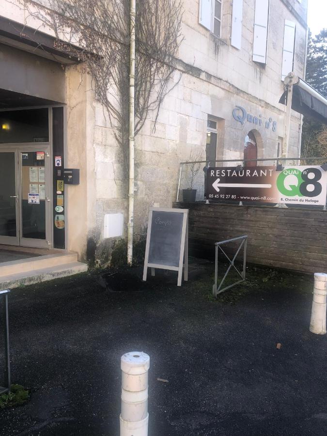 Le quai de Saint Cybard- Gare- BD- 4 pers - B&B