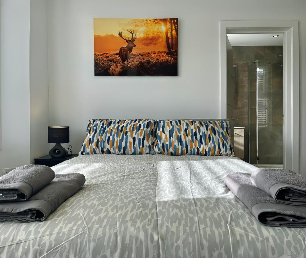 Shelbourne Den - B&B