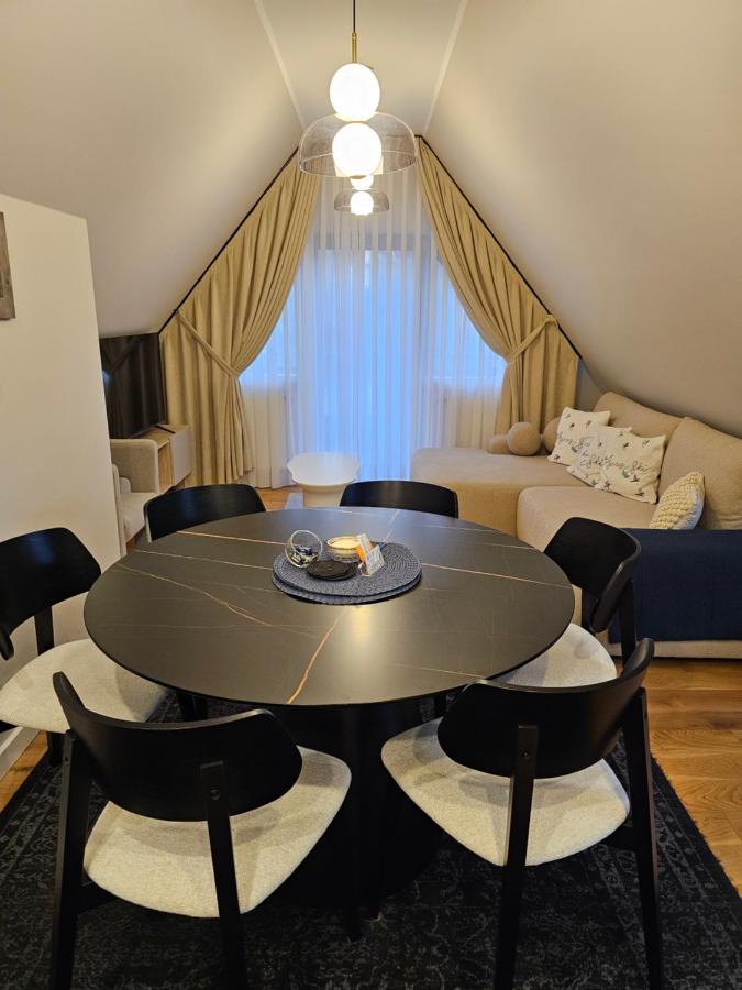 Familieappartement met 2 Slaapkamers en Uitzicht
