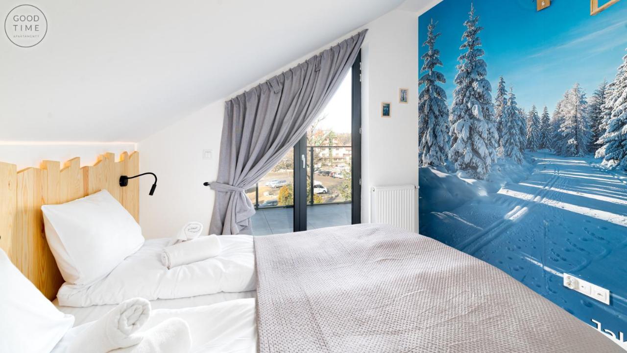 One-Bedroom Deluxe Apartment